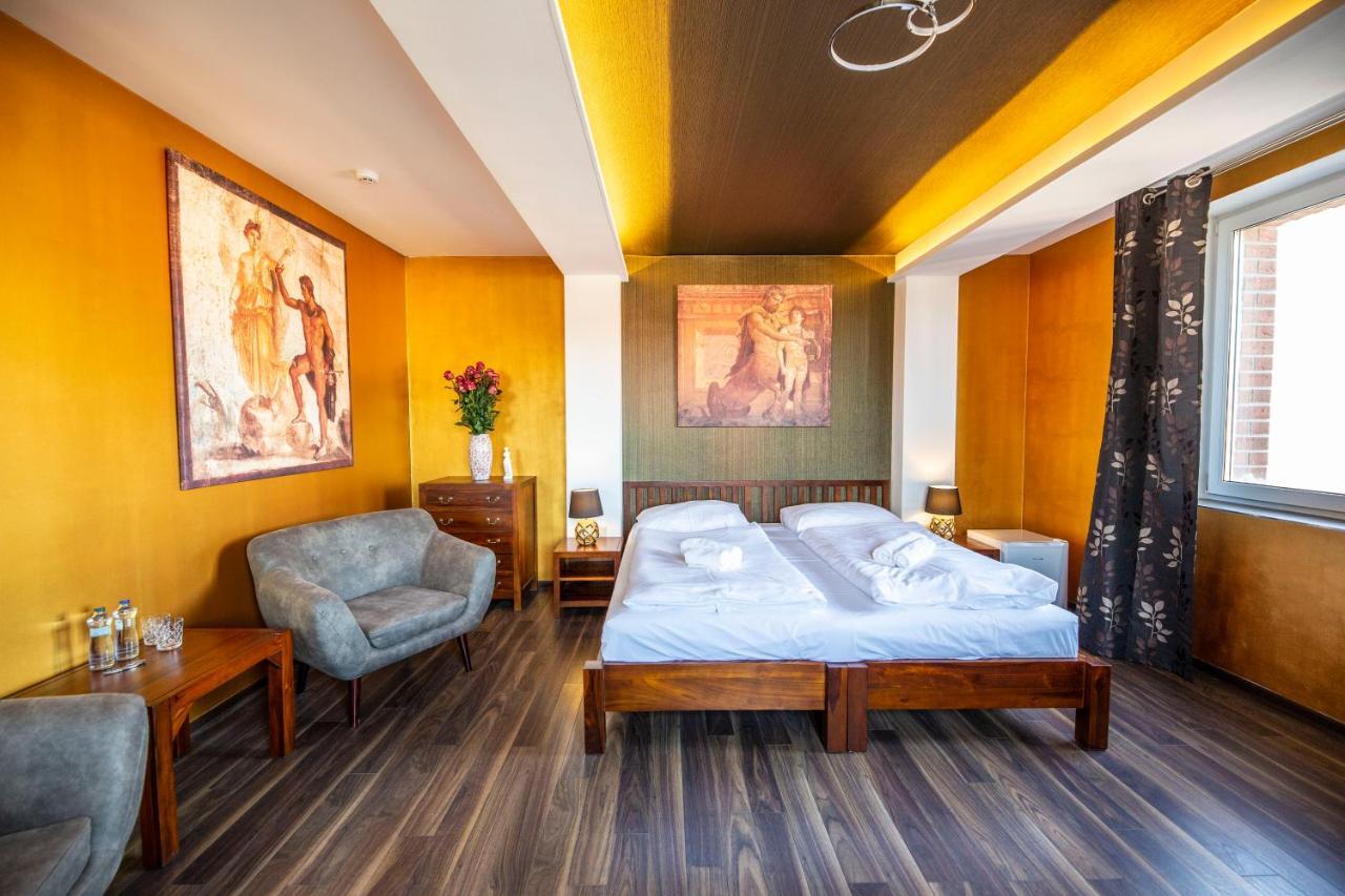 In Spirit, Hotel V Roznovskem Pivovaru - Pivni Lazne, Wellness & Cokoladovna Roznov pod Radhostem Bagian luar foto